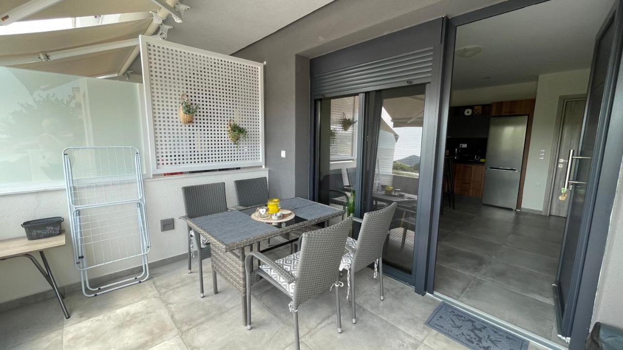 Thalassa Apartment Néa Péramos エクステリア 写真