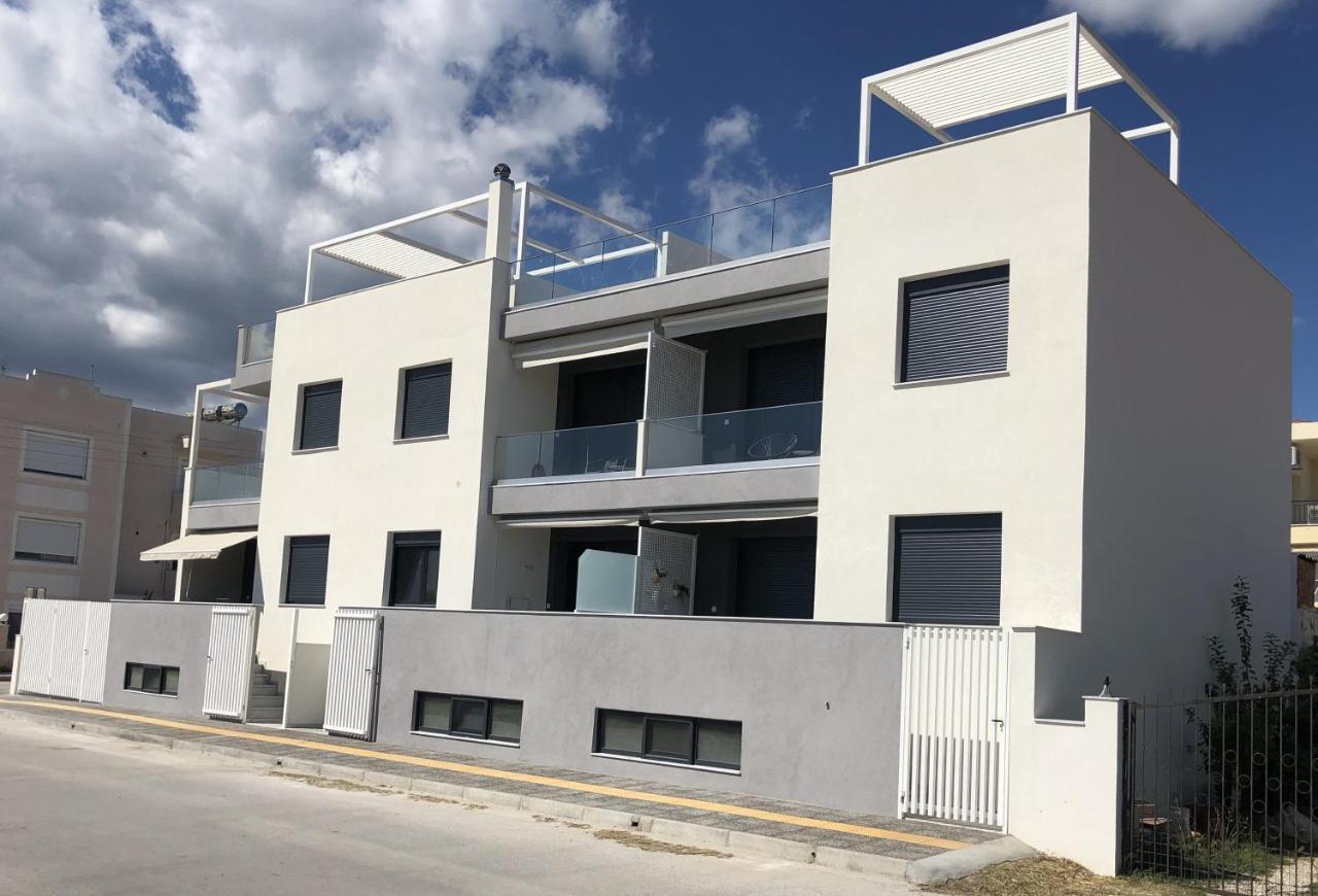 Thalassa Apartment Néa Péramos エクステリア 写真